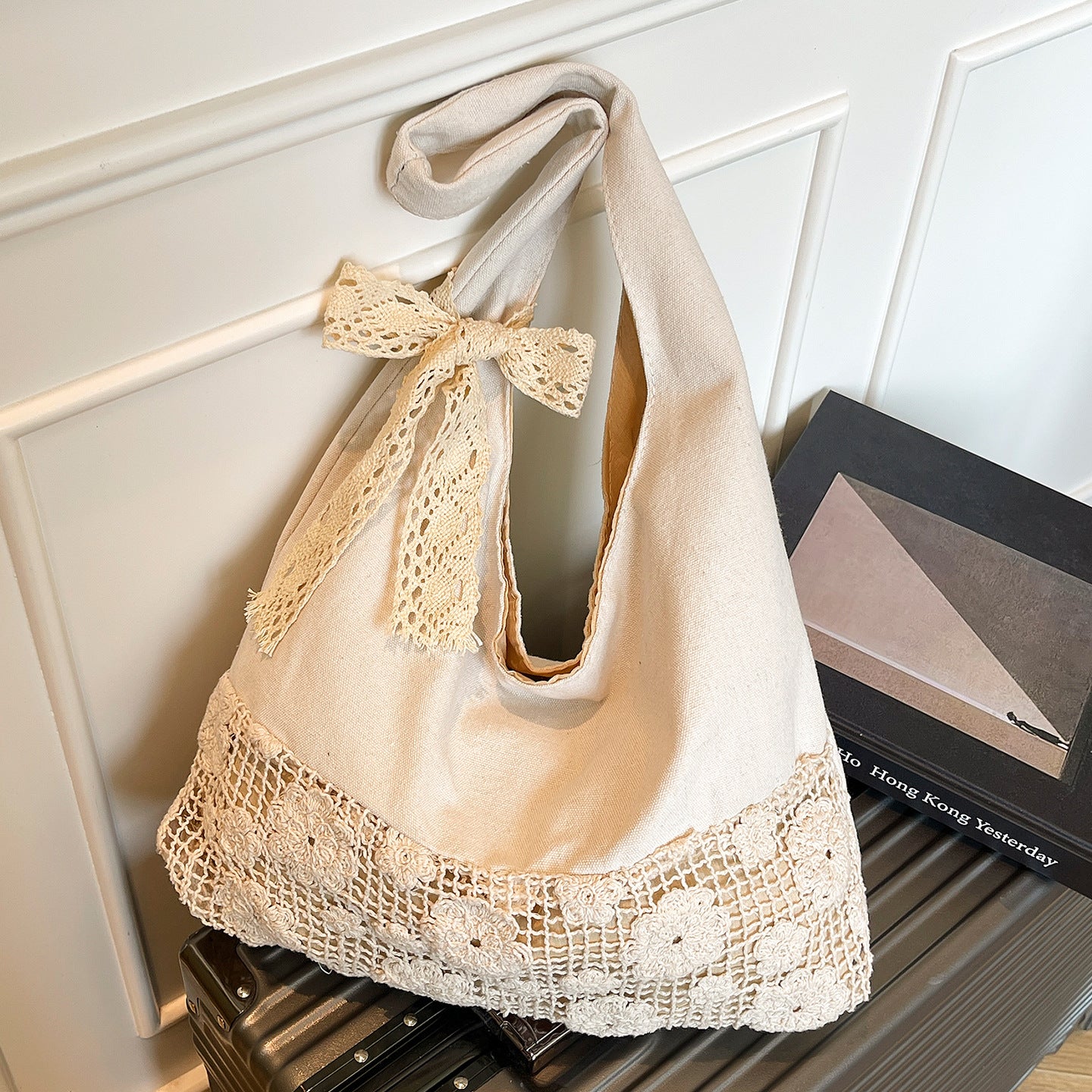 Design Summer Vacation Style Large Capacity Beach Bag Niche Lace Canvas Underarm Bag Women's Floral Single Shoulder Tote Bag
