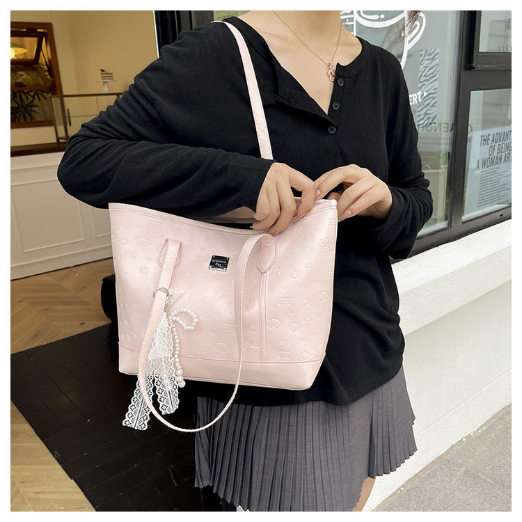European and American Trendy Simple Large Capacity Tote Bag2025New high-value casual cute embossed single-shoulder handbag