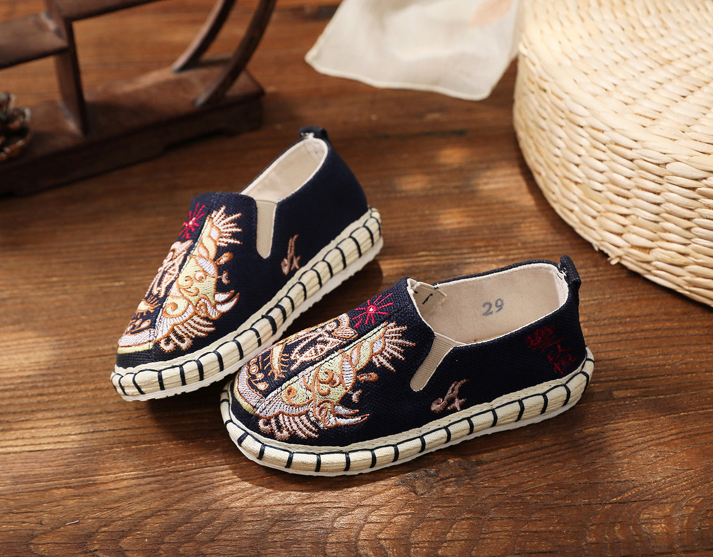 Old Beijing Traditional Cloth Shoes for Children, Thousand-Layer Sole Embroidered Cloth Shoes, Spring and Autumn Ancient Costume Hanfu Shoes, Ethnic Style Boys' Shoes