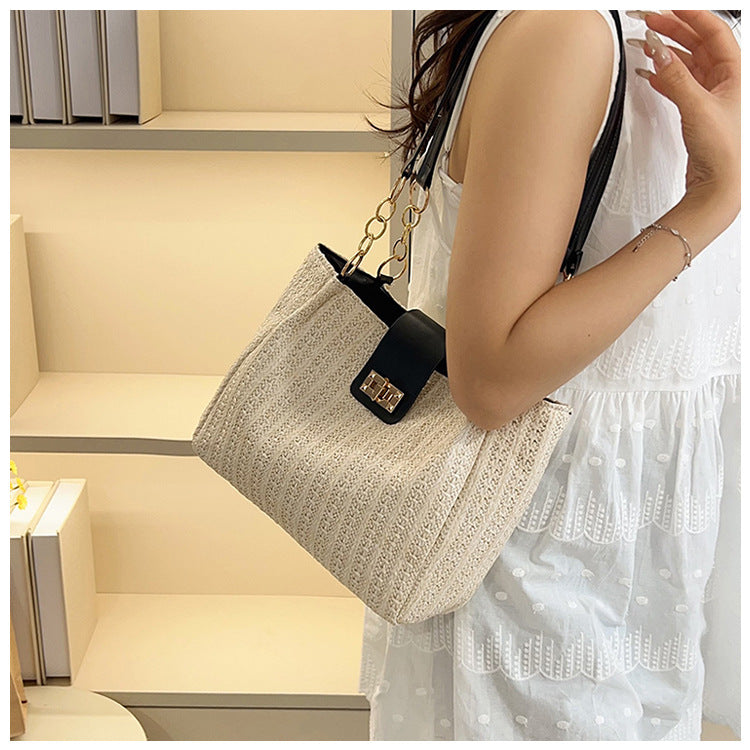 2025Women's Spring New Small Chanel Style Bag for Work Commute Versatile Straw Woven Large Capacity Wide Shoulder Strap Women's Single Shoulder Bag