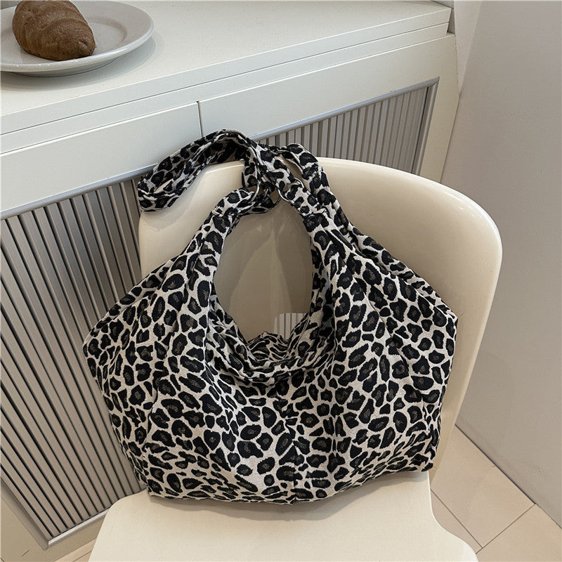 Japanese and Korean Leopard Print ins New Style Single Shoulder Bag Casual Women Versatile Commuting Work Tote Bag Large Capacity Crossbody Bag