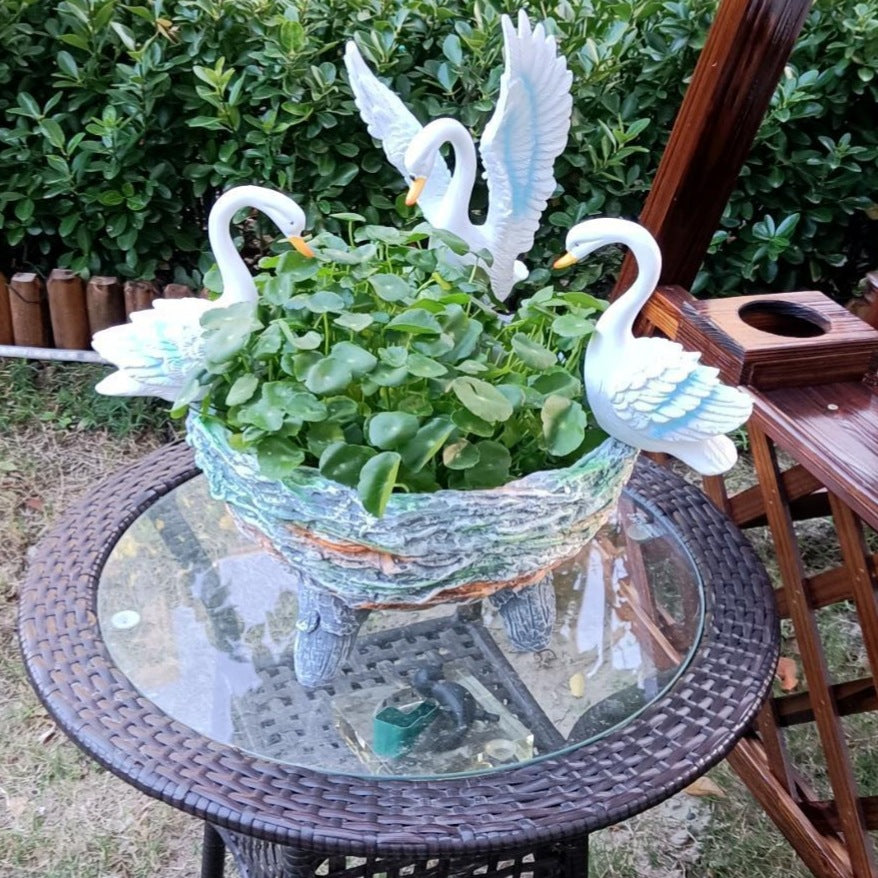 Creative Villa Outdoor Landscape Ornament Resin Green Radish Flower Pot Garden Courtyard Swan Pot Hydroponic Green Plant Container