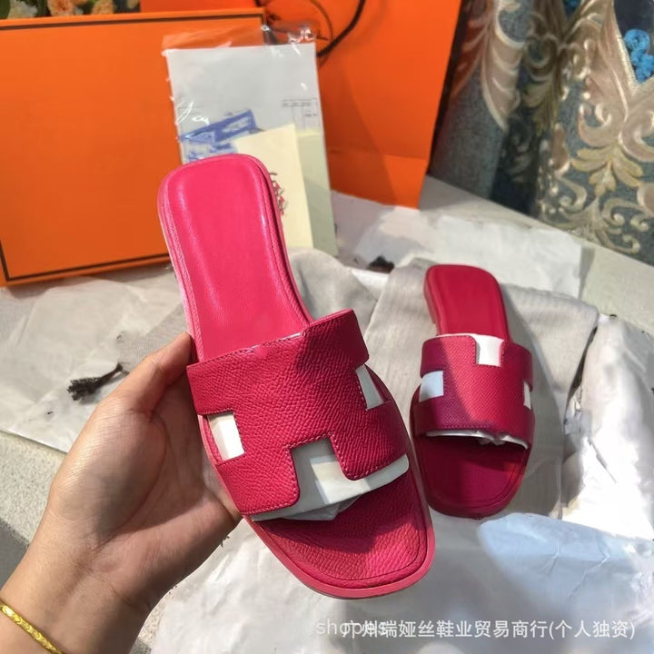 外贸批发经典H女鞋平底居家一字平跟沙滩休闲凉鞋外穿百搭泡沫