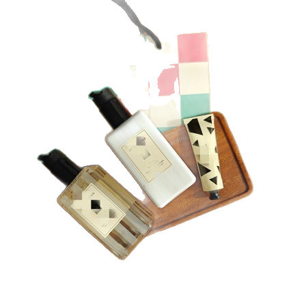 Christmas Fragrance Hand Cream Gift Set – Moisturizing English Pear & Bluebell Scents