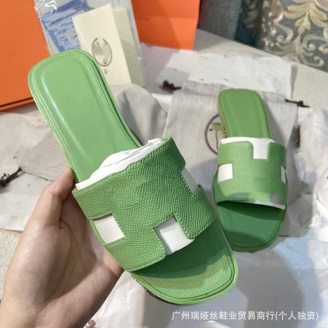 外贸批发经典H女鞋平底居家一字平跟沙滩休闲凉鞋外穿百搭泡沫