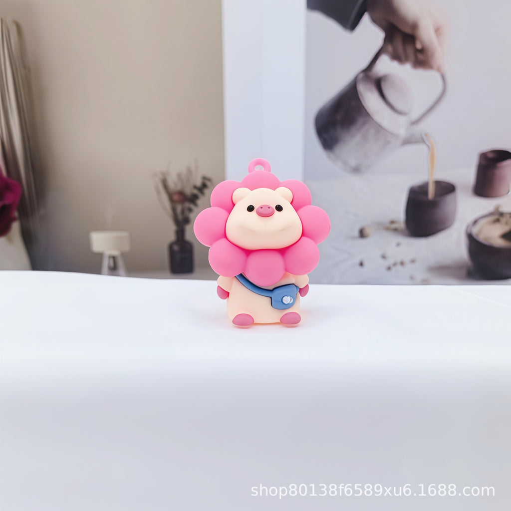 卡通太阳花猪钥匙扣精致可爱公仔包包挂件挂饰汽车钥匙链配饰批发