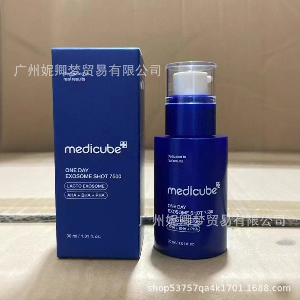 跨境Medicube美蒂秋芙紧致精华液面霜爽肤水洗面奶隔离乳撕拉面膜
