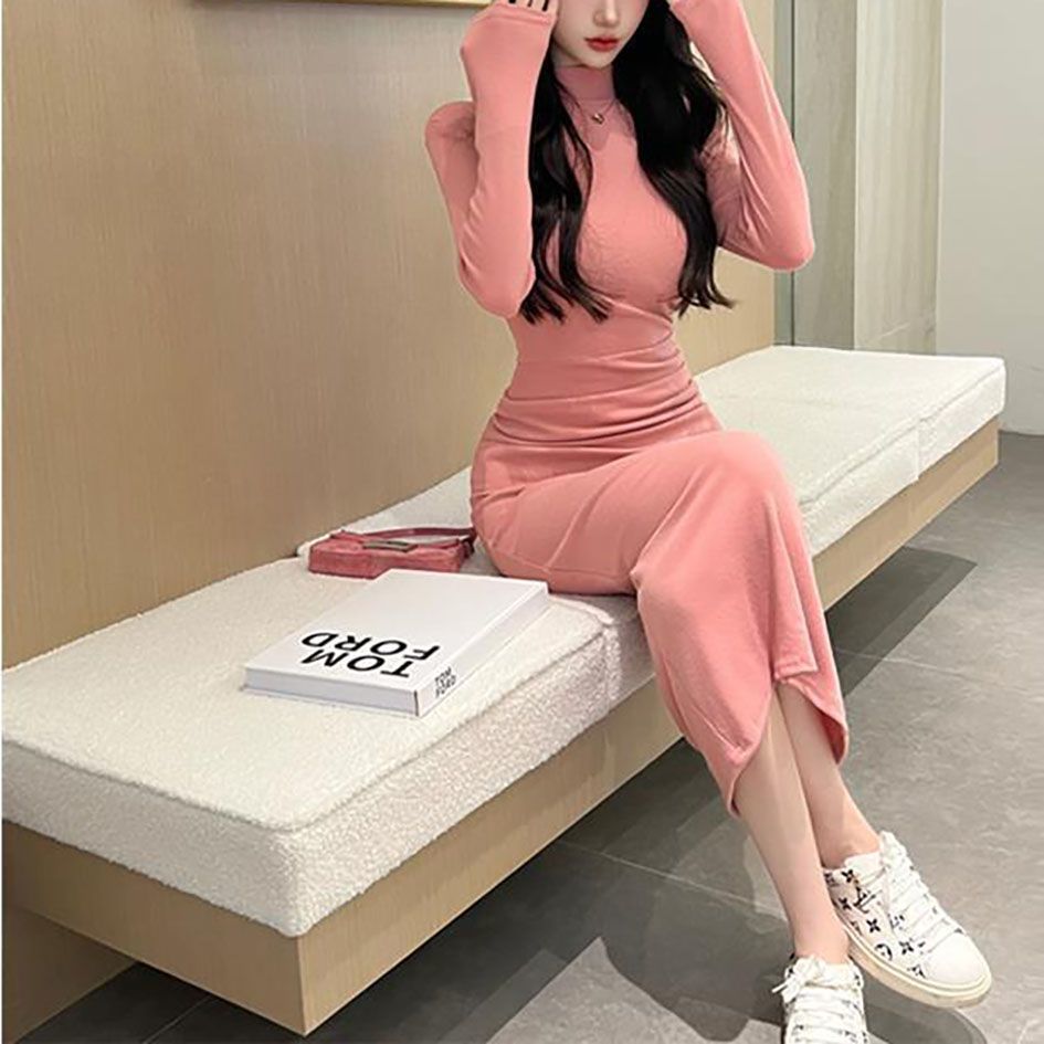 High-Neck Slim Fit Bodycon Dress – Elegant Stretchy Sleeveless Women's Midi Dress