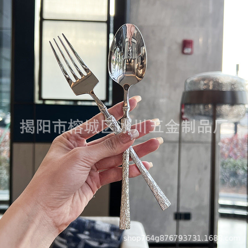 欧式轻奢小蛮腰 304不锈钢锤纹刀勺叉家用餐厅餐匙牛排意面三件套