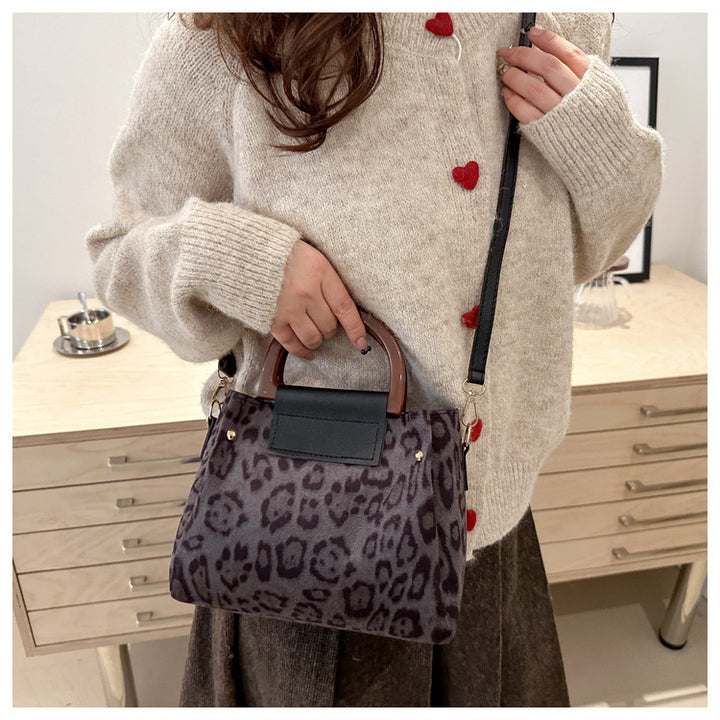 Korean Style Handheld Bag Winter New Vintage Premium Design Commuter Shoulder Crossbody