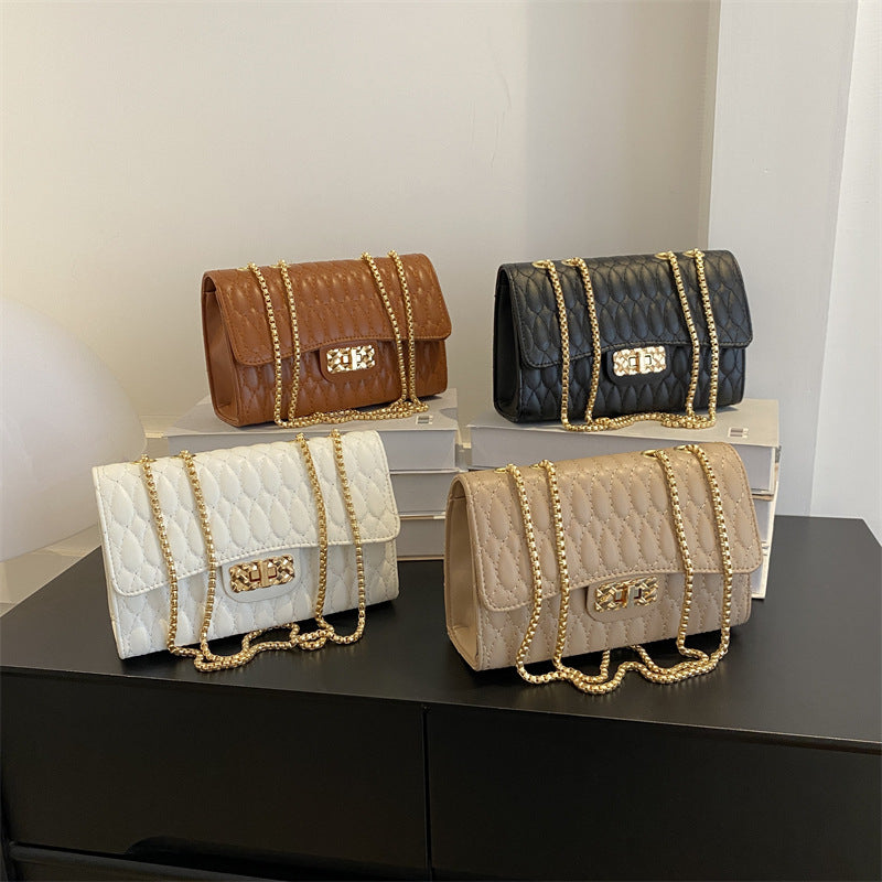Trendy Women Chain Bag