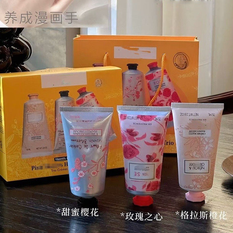Hand Cream 30 ml Hydrating Moisturizing Fragrance Hand Cream Souvenir Gift Rose