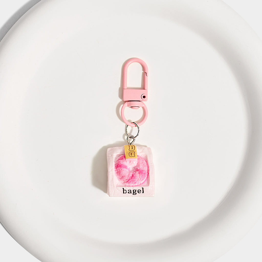 可爱卡通面包甜品钥匙扣包挂件树脂少女心车挂饰学生创意生日礼物