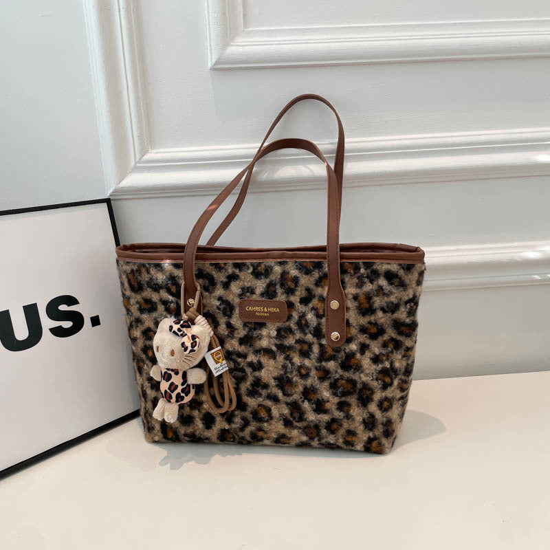 Vintage Commuter Underarm Bag New Shoulder Bag Trendy Fashion Elegant Tote Large