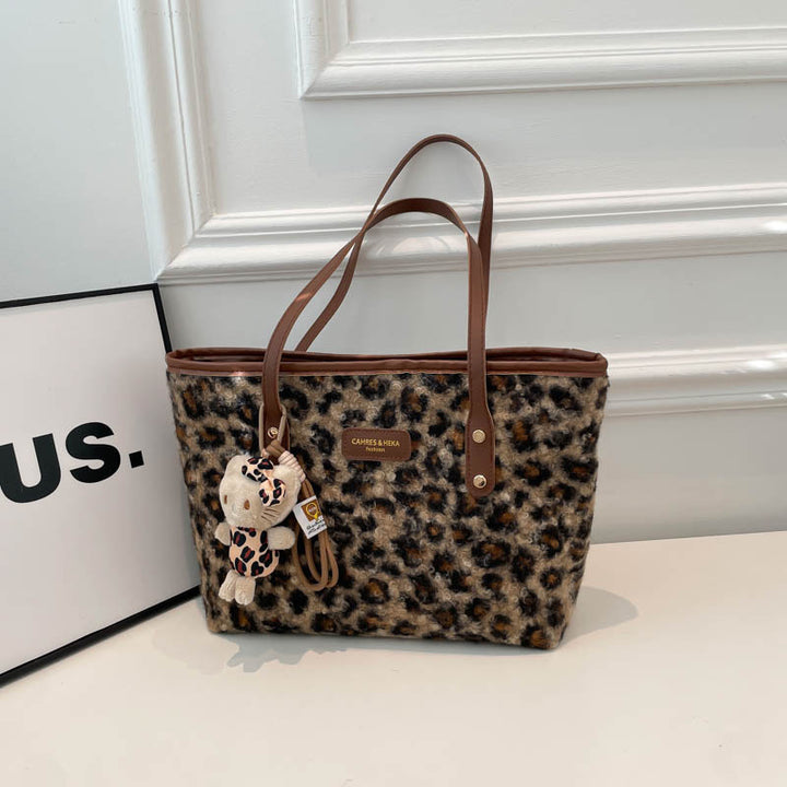 Vintage Commuter Underarm Bag New Shoulder Bag Trendy Fashion Elegant Tote Large
