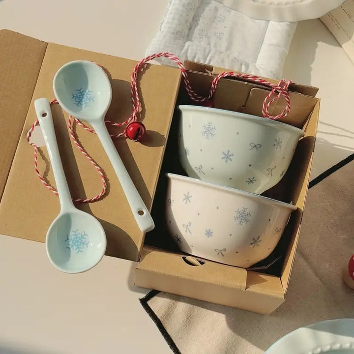 【初雪】新款高温釉下彩陶瓷餐具套装ins风奶蓝色简约家用碗盘
