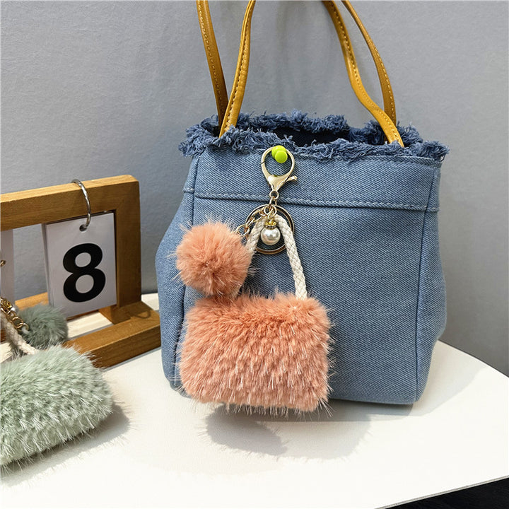 Luxury Mini Bag Keychain with Pearl & Blanket – Car Key Gift Charm