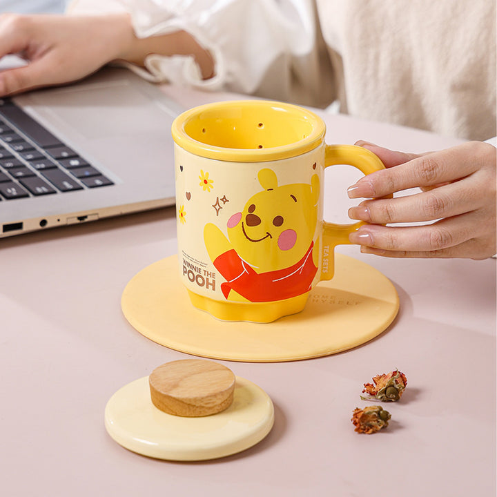 迪士尼草莓熊维尼带盖茶漏杯泡茶杯陶瓷水杯高颜值送礼套装礼盒