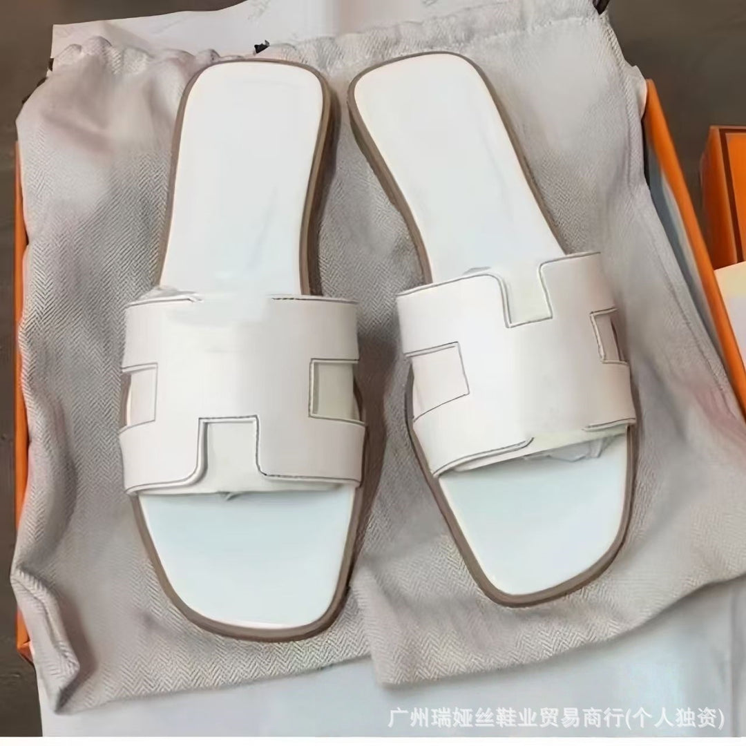 外贸批发经典H女鞋平底居家一字平跟沙滩休闲凉鞋外穿百搭泡沫