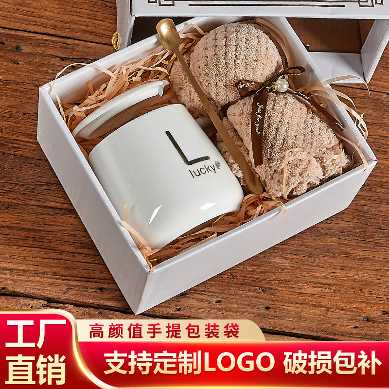 Cute Custom Souvenir Gift Set Ceramic With Gift Mug Gift Box
