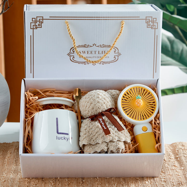 Cute Custom Souvenir Gift Set Ceramic With Gift Mug Gift Box