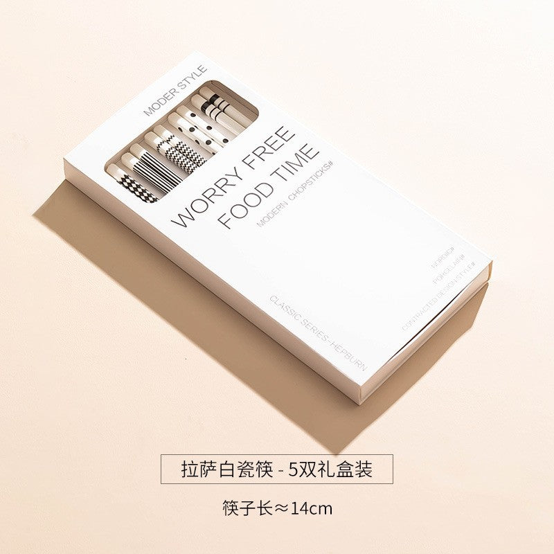 康陌网红高颜值创意碗 陶瓷碗家用伴手礼小花奶油风陶瓷碗碟批发