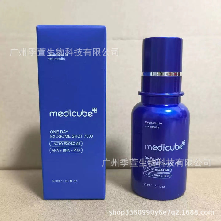 跨境Medicube美蒂秋芙紧致精华液面霜爽肤水洗面奶隔离乳撕拉面膜