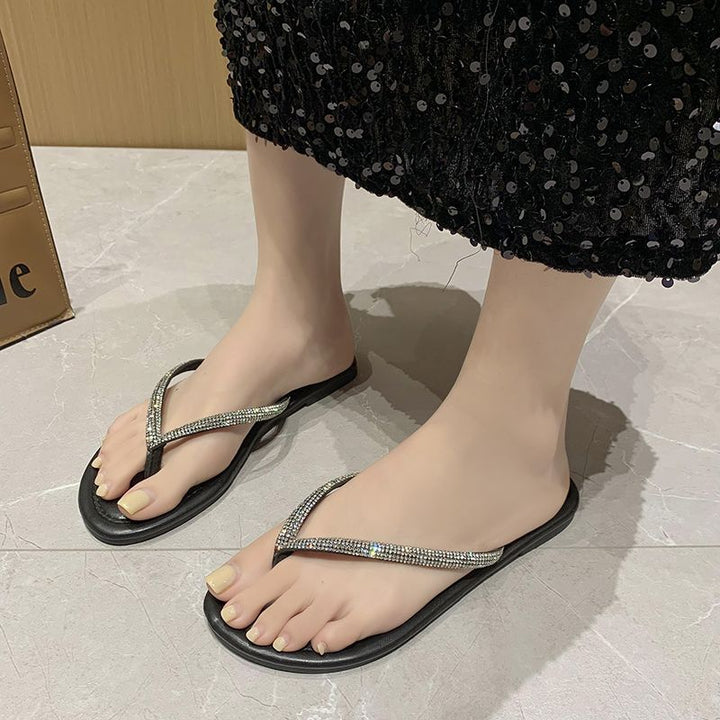 人字拖鞋女生夏外穿夹趾凉拖2026新款网红水钻平底沙滩鞋ins超火