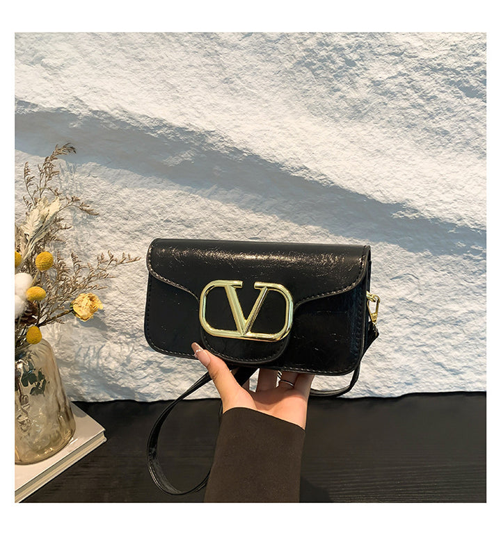 V Women's New Tote Bag