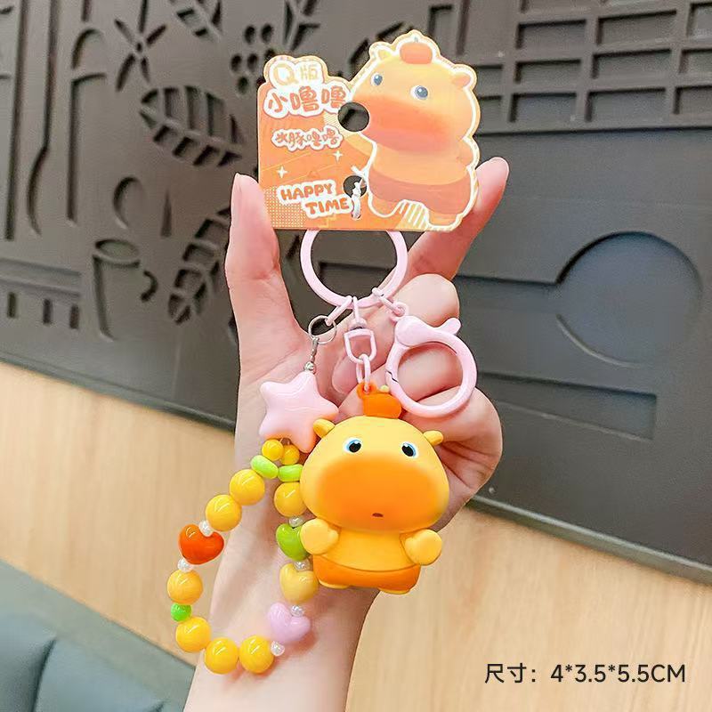 新款水豚噜噜公仔钥匙扣书包挂件小饰品超市小卖铺文创店批发网红