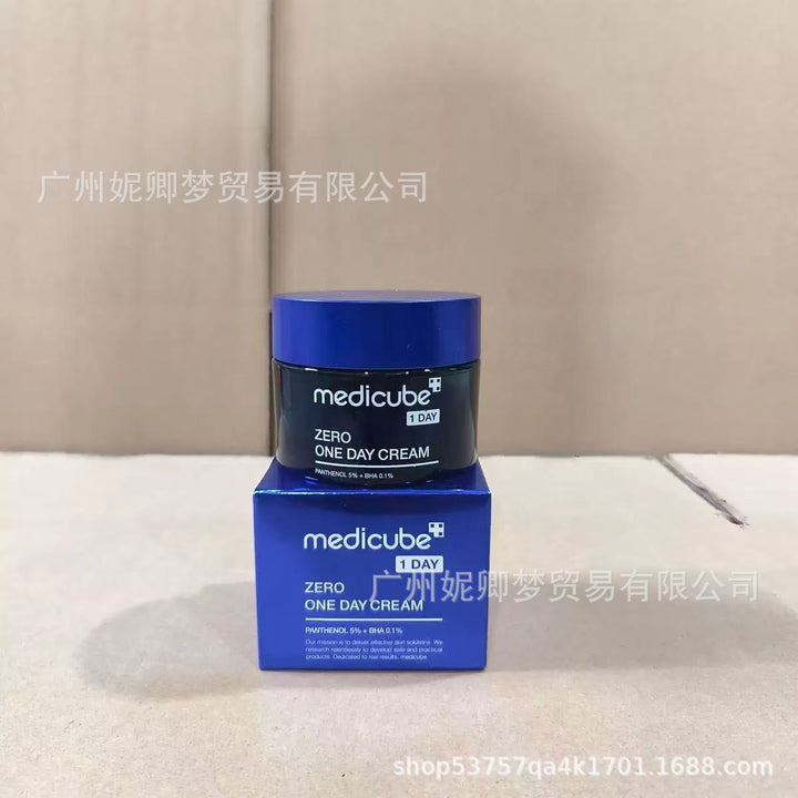 Medicube Serum Face Cream Toner Face Wash Primer Mask