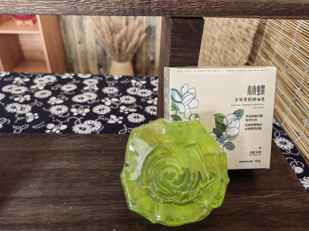 林蝶云南鲜花手工精油皂茉莉玫瑰茶树蜂蜜手工鲜花皂工厂批发价