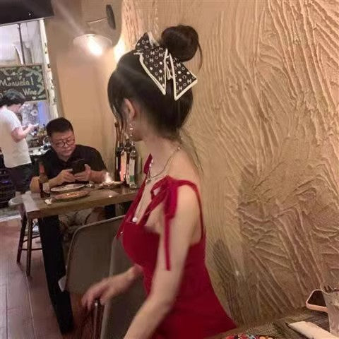 红色吊带裙女法式新款夏季短款连衣裙高级感小香风气质辣妹A字裙