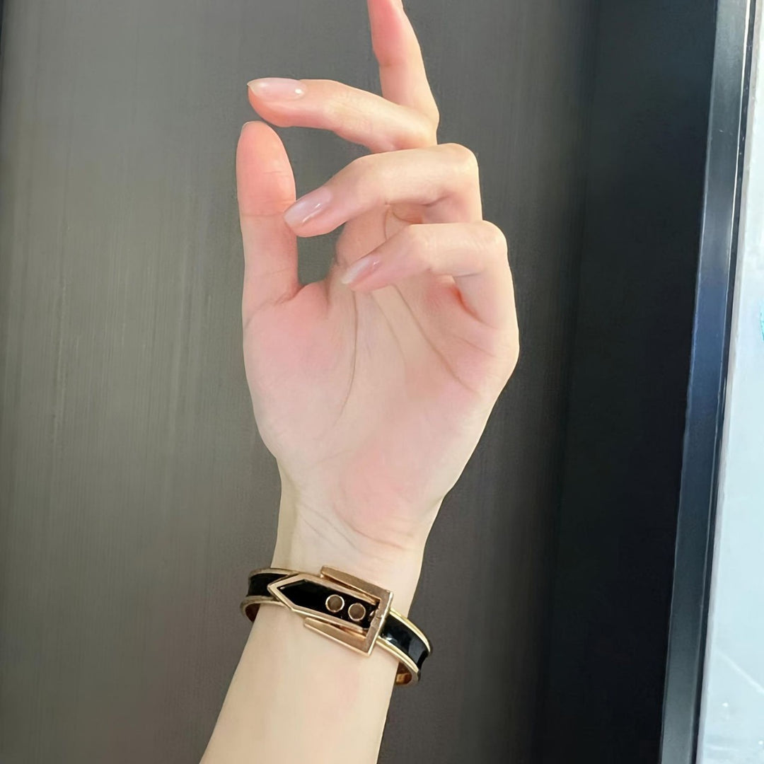 轻奢风皮带扣珐琅手镯 多色珐琅彩开口手环现货批发 工厂直供跨境