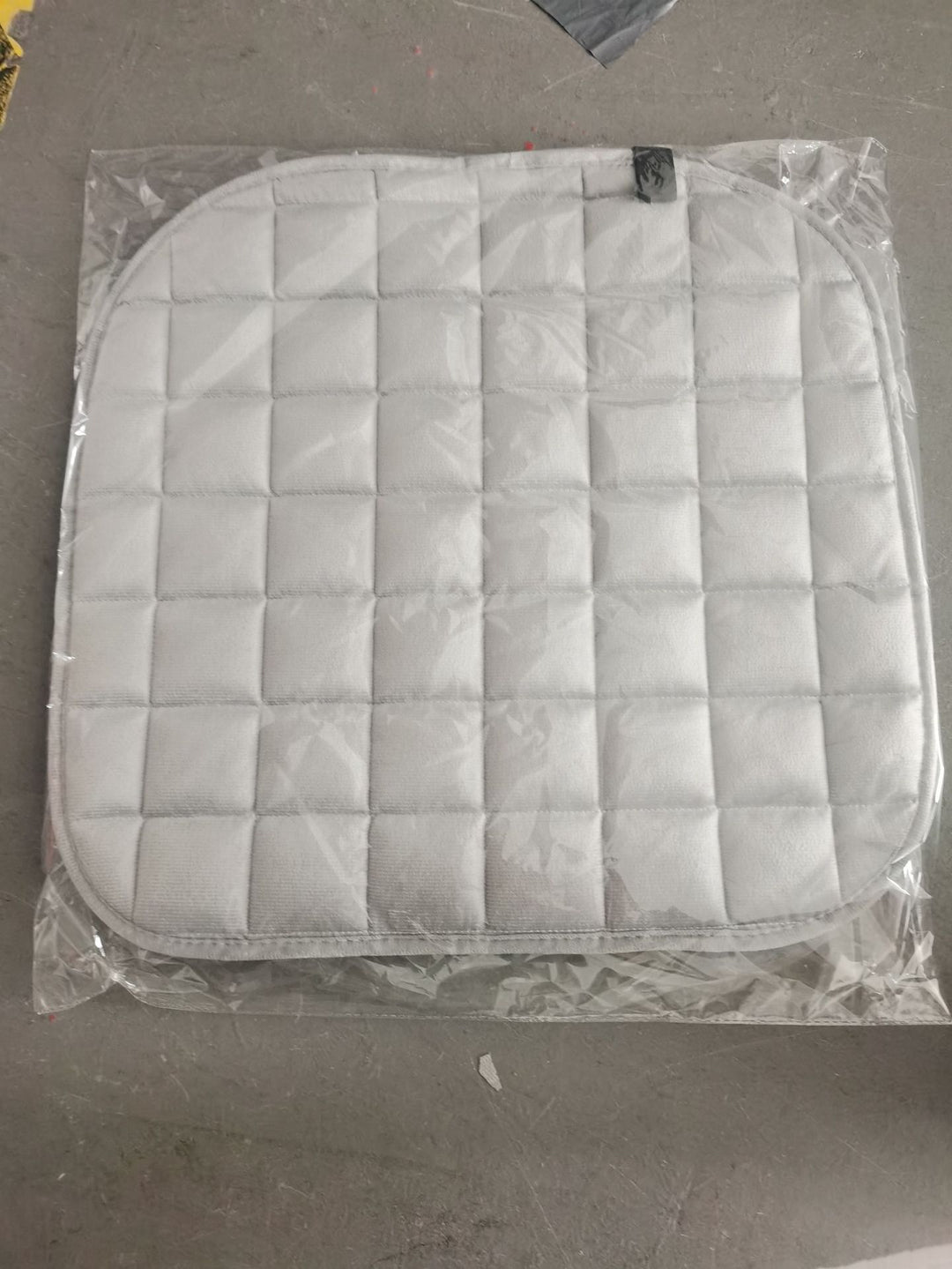 Winter 3-Piece No-Backrest __NS 99__h Car Seat Cushion – Front Non-Slip Grid Pattern