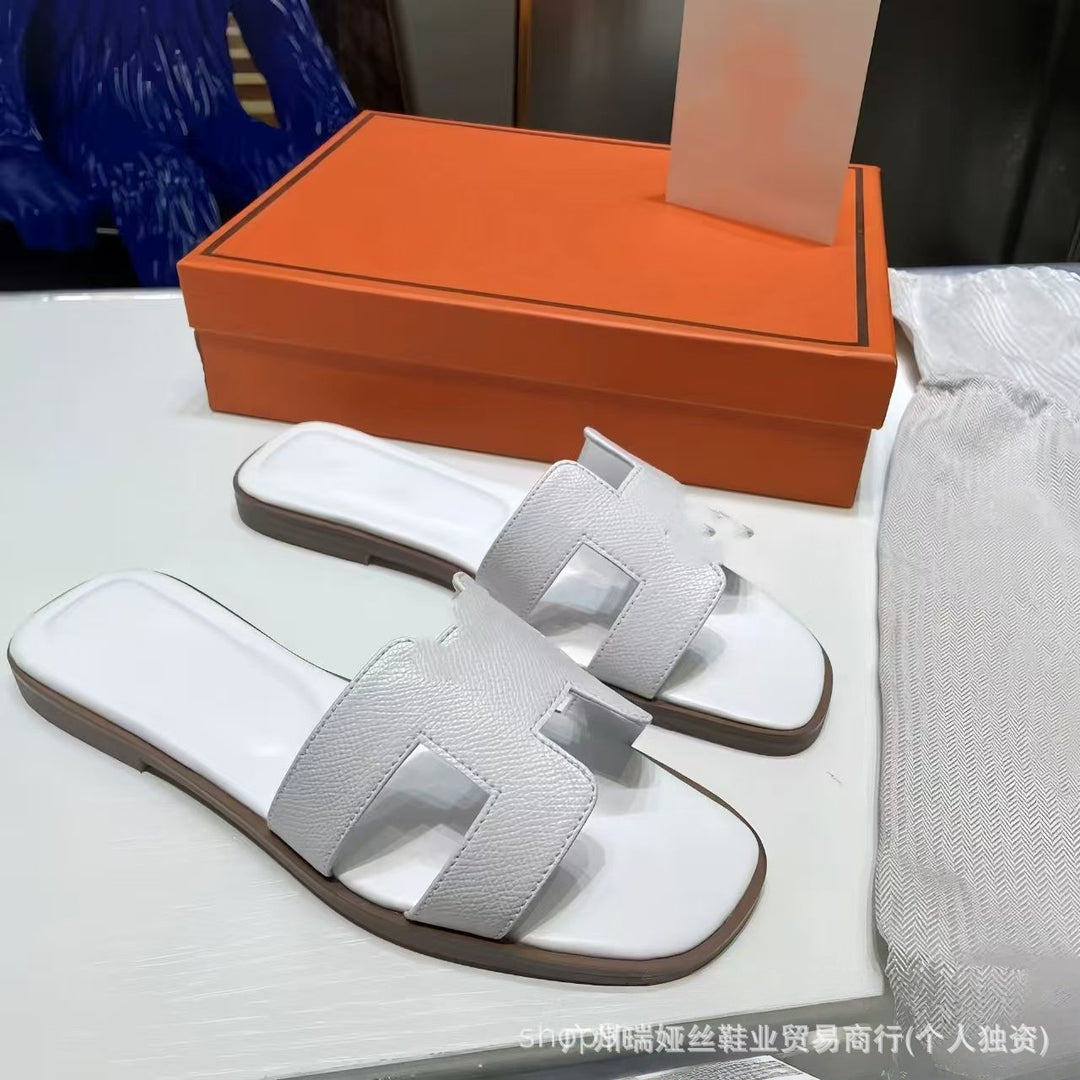 外贸批发经典H女鞋平底居家一字平跟沙滩休闲凉鞋外穿百搭泡沫