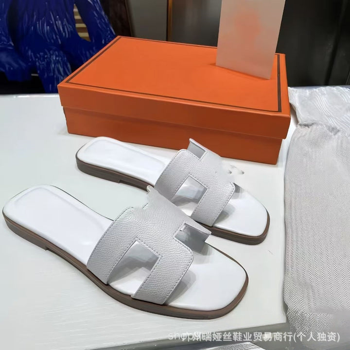 外贸批发经典H女鞋平底居家一字平跟沙滩休闲凉鞋外穿百搭泡沫