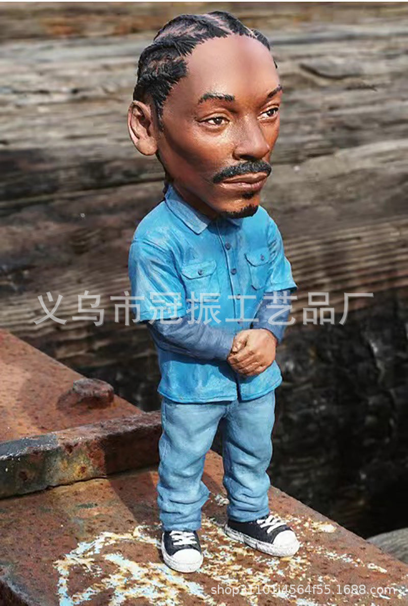 跨境说唱歌手潮流嘻哈摆件装饰品树脂设计玩偶居家装饰人物设计