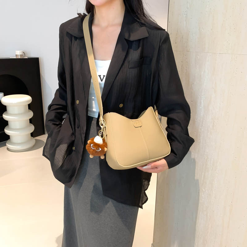 Minimalist Fashion Casual Vintage Large Capacity Shoulder Bag New Stylish Commuter