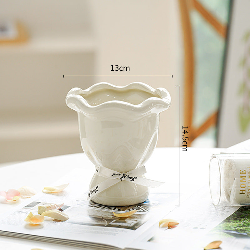French Cream Style Light Luxury Ceramic Vintage Living Room Ornament Large Wholesale