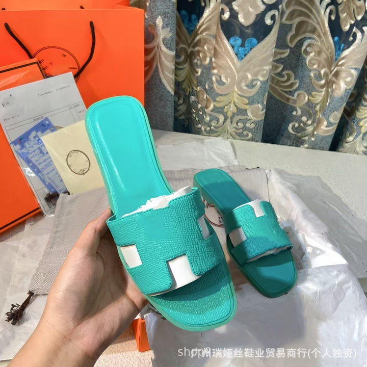 外贸批发经典H女鞋平底居家一字平跟沙滩休闲凉鞋外穿百搭泡沫