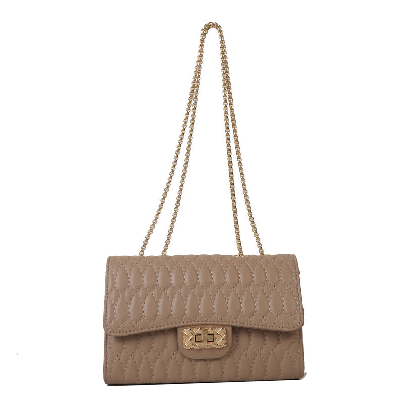 Trendy Women Chain Bag