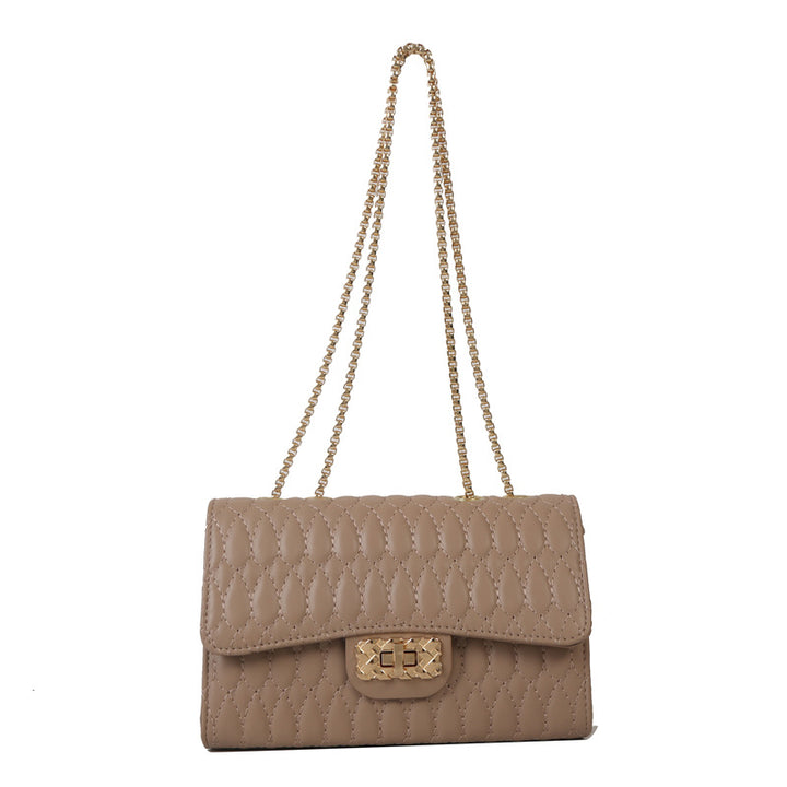 Trendy Women Chain Bag