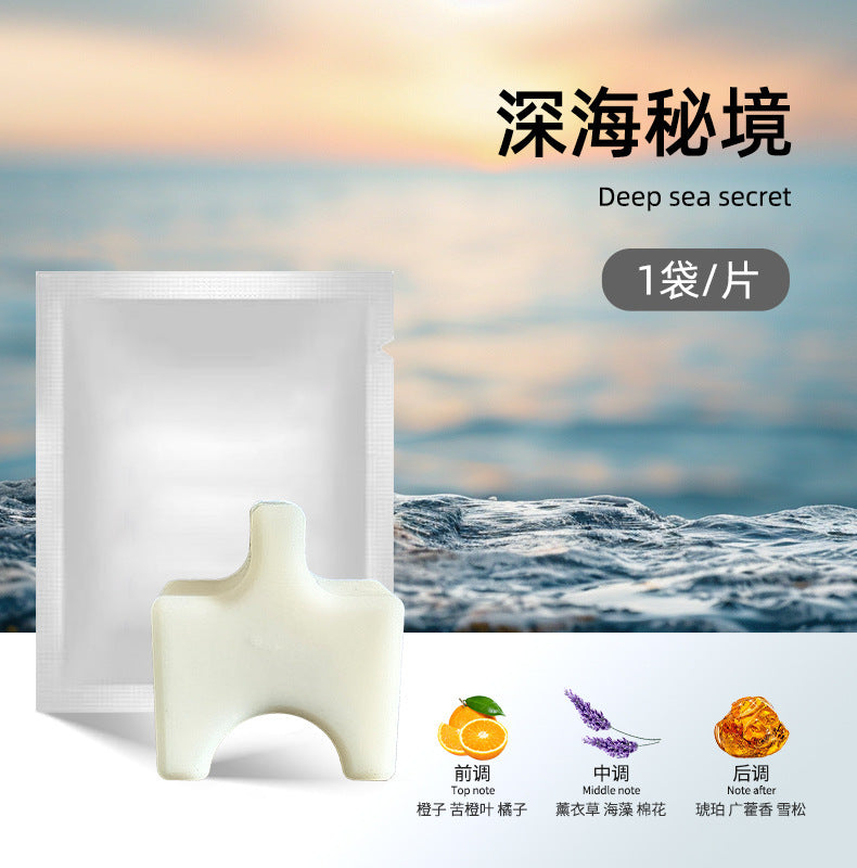 车载香薰太阳能拖拉机旋转香水装饰品中控台创意发财机香薰摆件