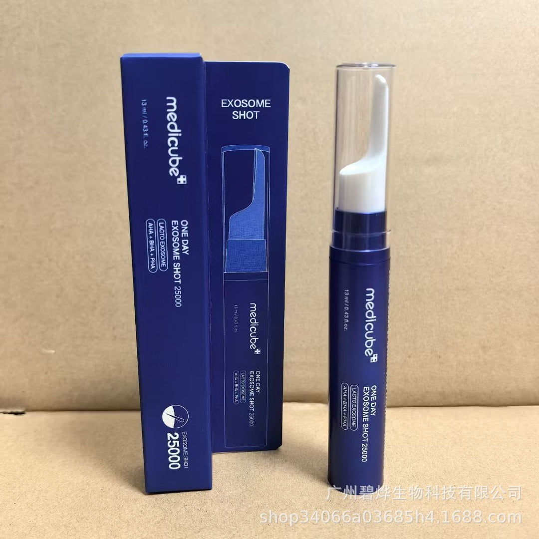 跨境Medicube美蒂秋芙紧致精华液面霜爽肤水洗面奶隔离乳撕拉面膜
