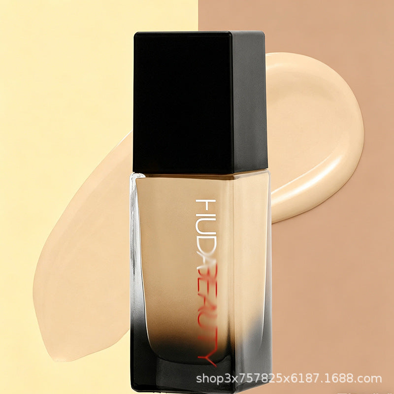 Huda 粉底液Beauty 胡达美丽控油遮瑕保湿哑光هودابيوتي
