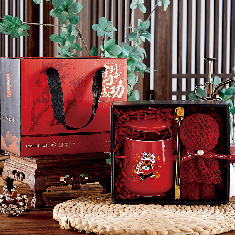 Cute Custom Souvenir Gift Set Ceramic With Gift Mug Gift Box