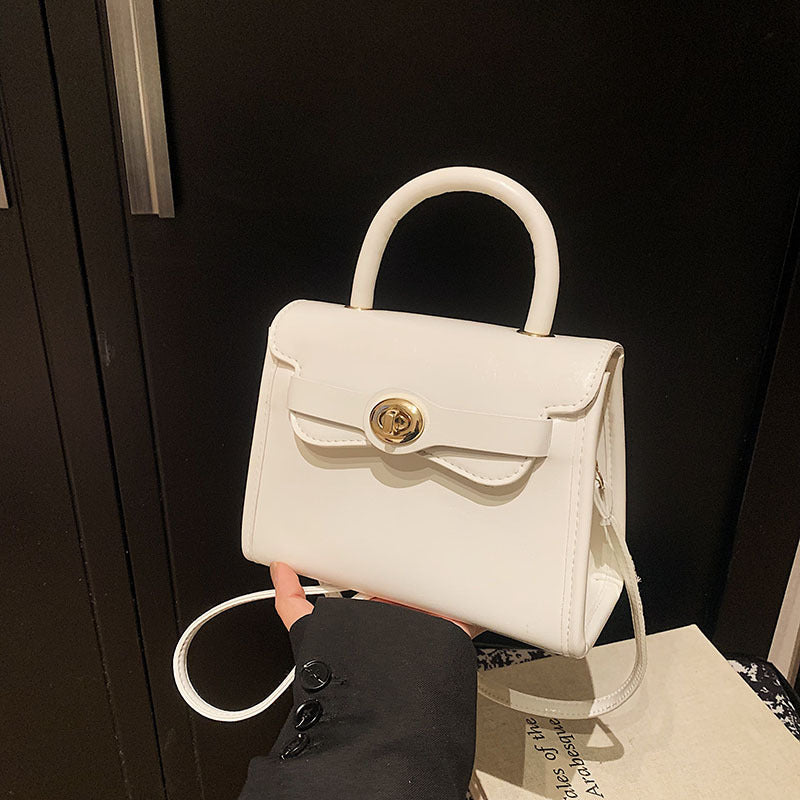时尚凯莉新款韩版复古时尚单肩包小众简约休闲斜挎包女士包包百搭