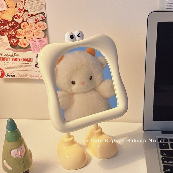 Desktop Makeup Mirror – HD Vanity Mirror for Bedroom & Dorm, Princess Style