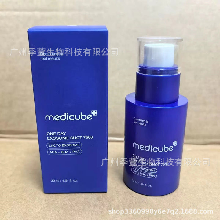 跨境Medicube美蒂秋芙紧致精华液面霜爽肤水洗面奶隔离乳撕拉面膜